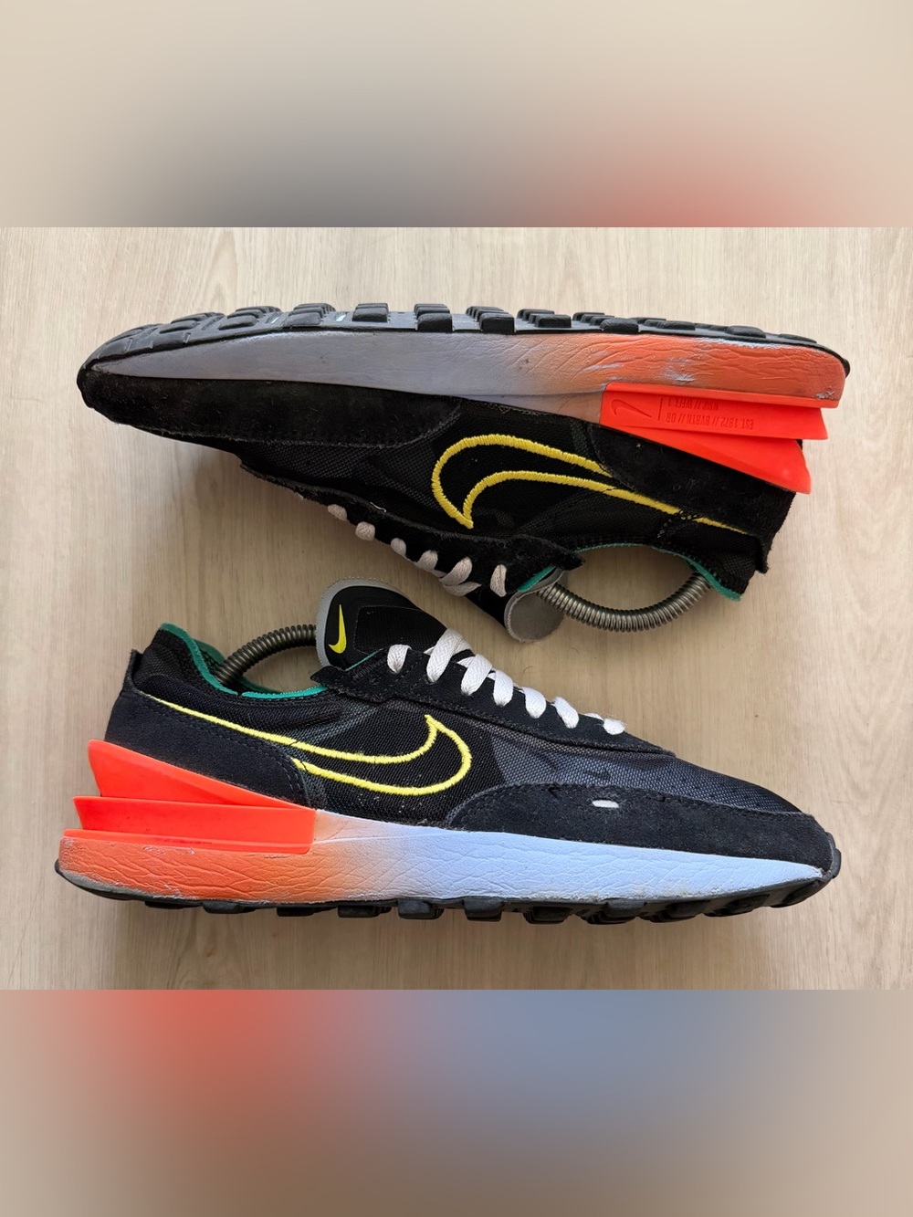Nike Waffle One Black/Yellow Strike Peace and Unity Sneaker DM9049-001 Sz 9
